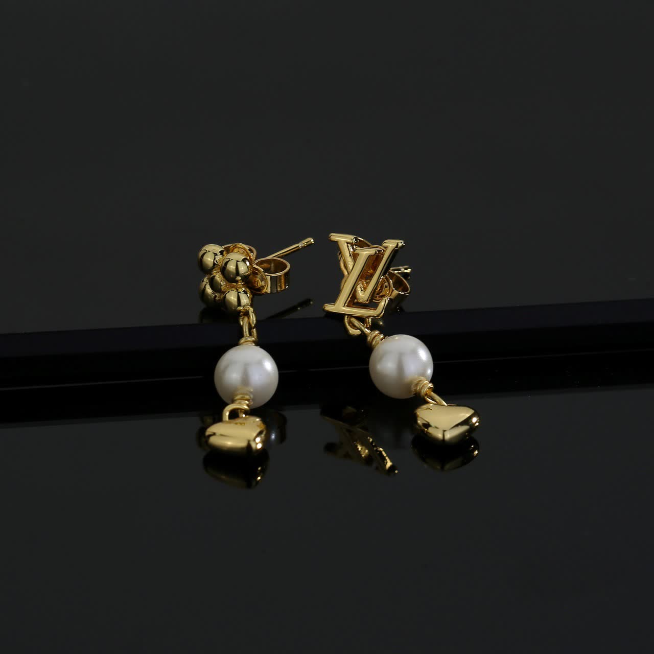 Louis Vuitton Gold Heart Pearl Drop Earrings